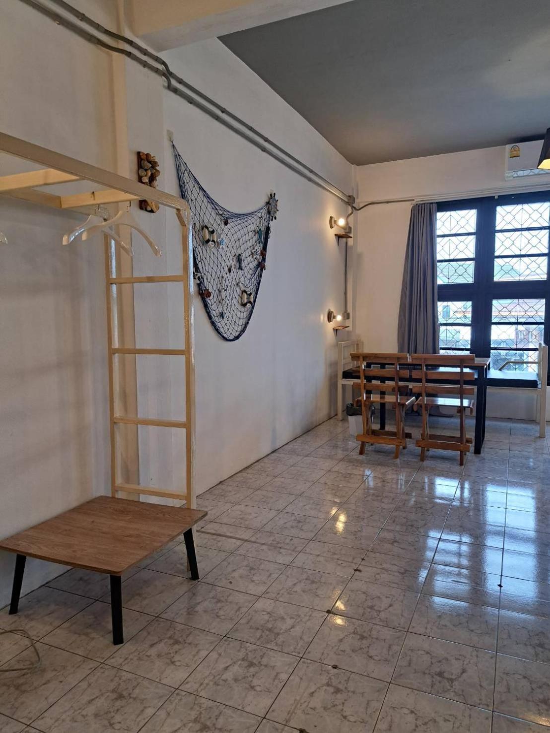 8 Sleeper Street Guesthouse Краби Экстерьер фото